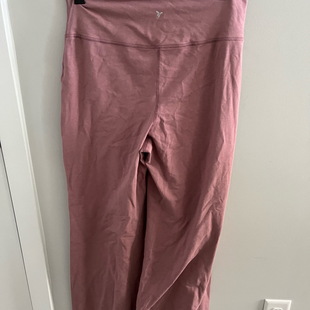 Old Navy Powerchill Pink Extra High-Rise Wide Leg Leggings